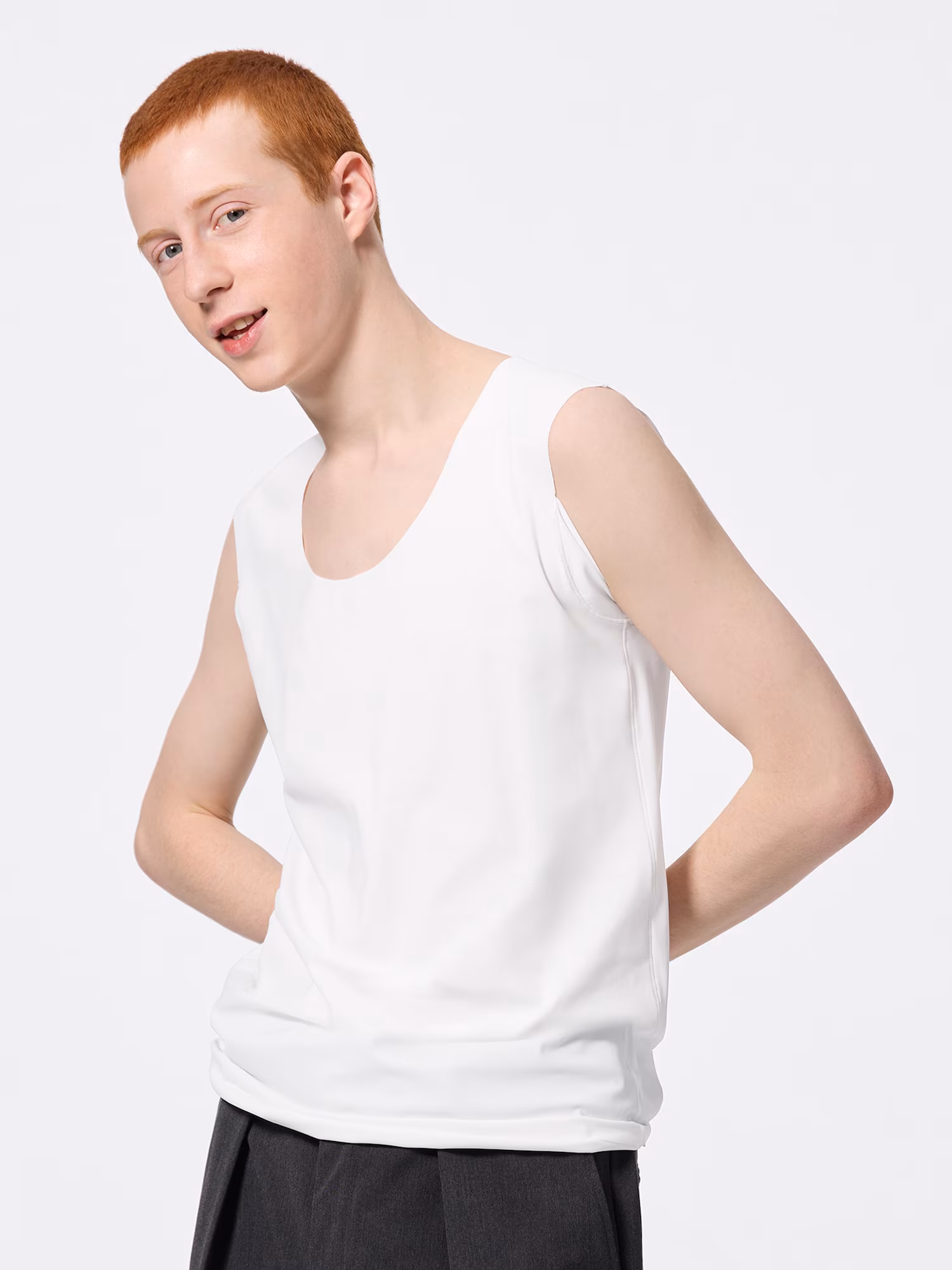 StyleDry майка с широким вырезом без рукавов — GU