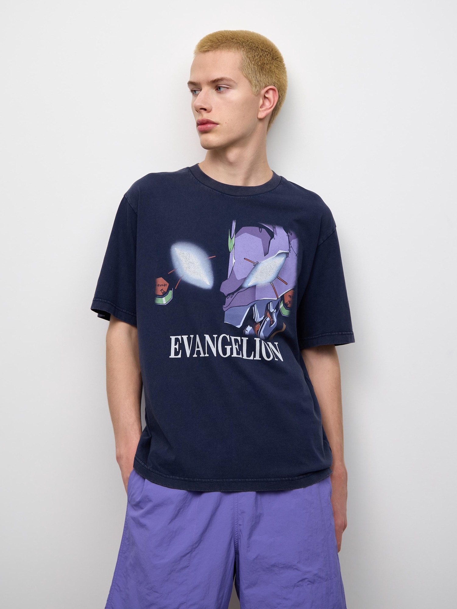 Футболка с принтом EVANGELION, варёный эффект — GU