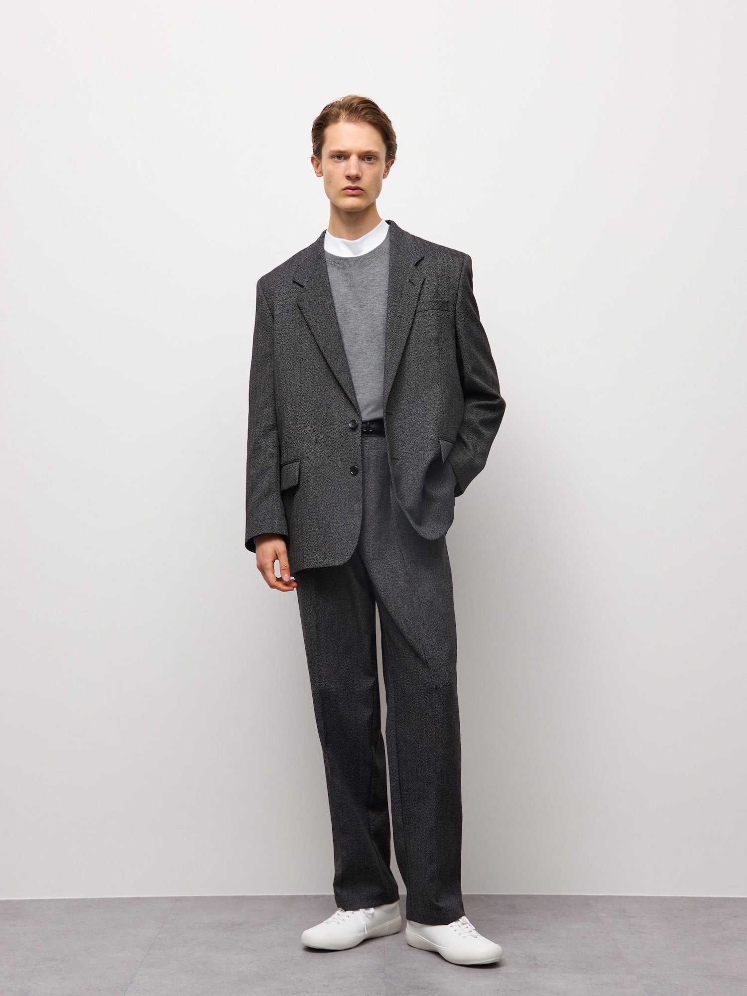 Брюки tapered в клетку MN длинные — GU
