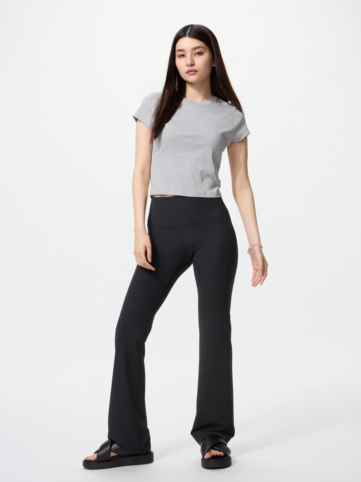 AIRism мягкие рубчатые расклёшенные леггинсы — UNIQLO