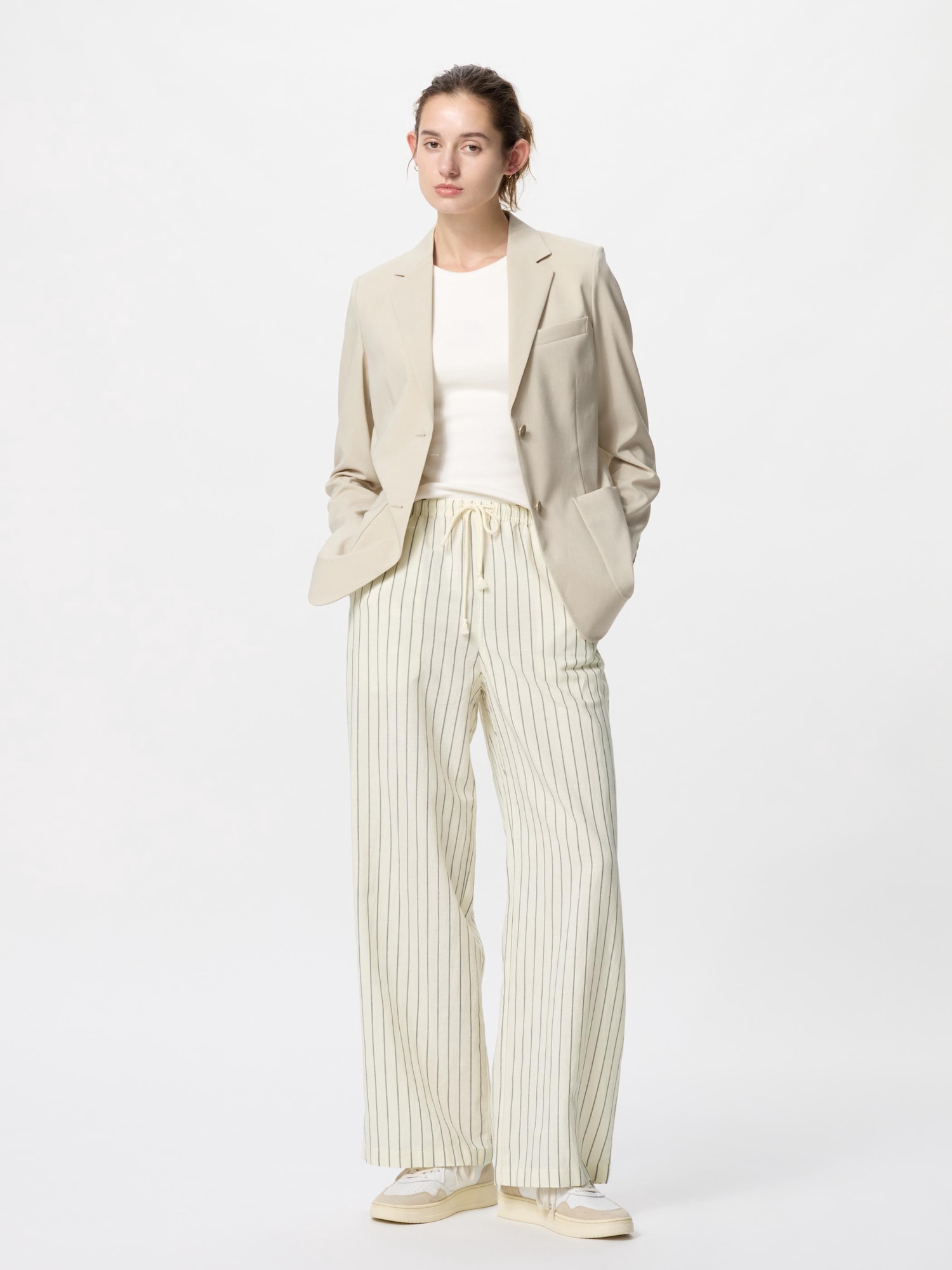 Удлинённые брюки из льна свободного кроя — UNIQLO