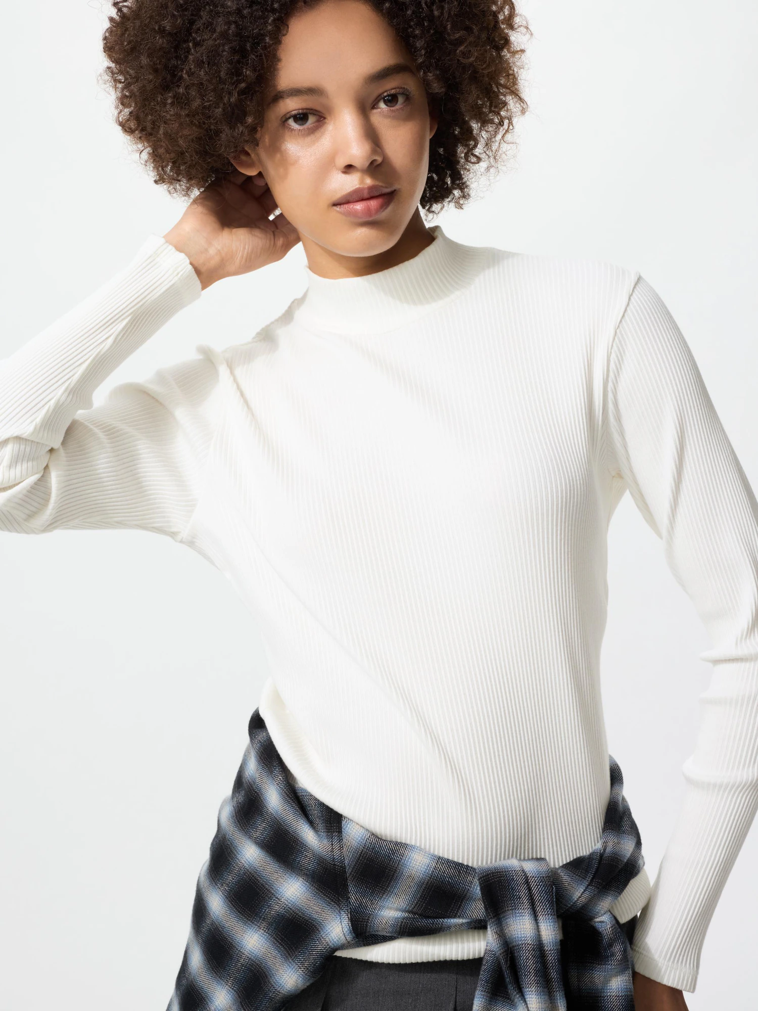 Футболка-водолазка из рубчатого трикотажа — UNIQLO