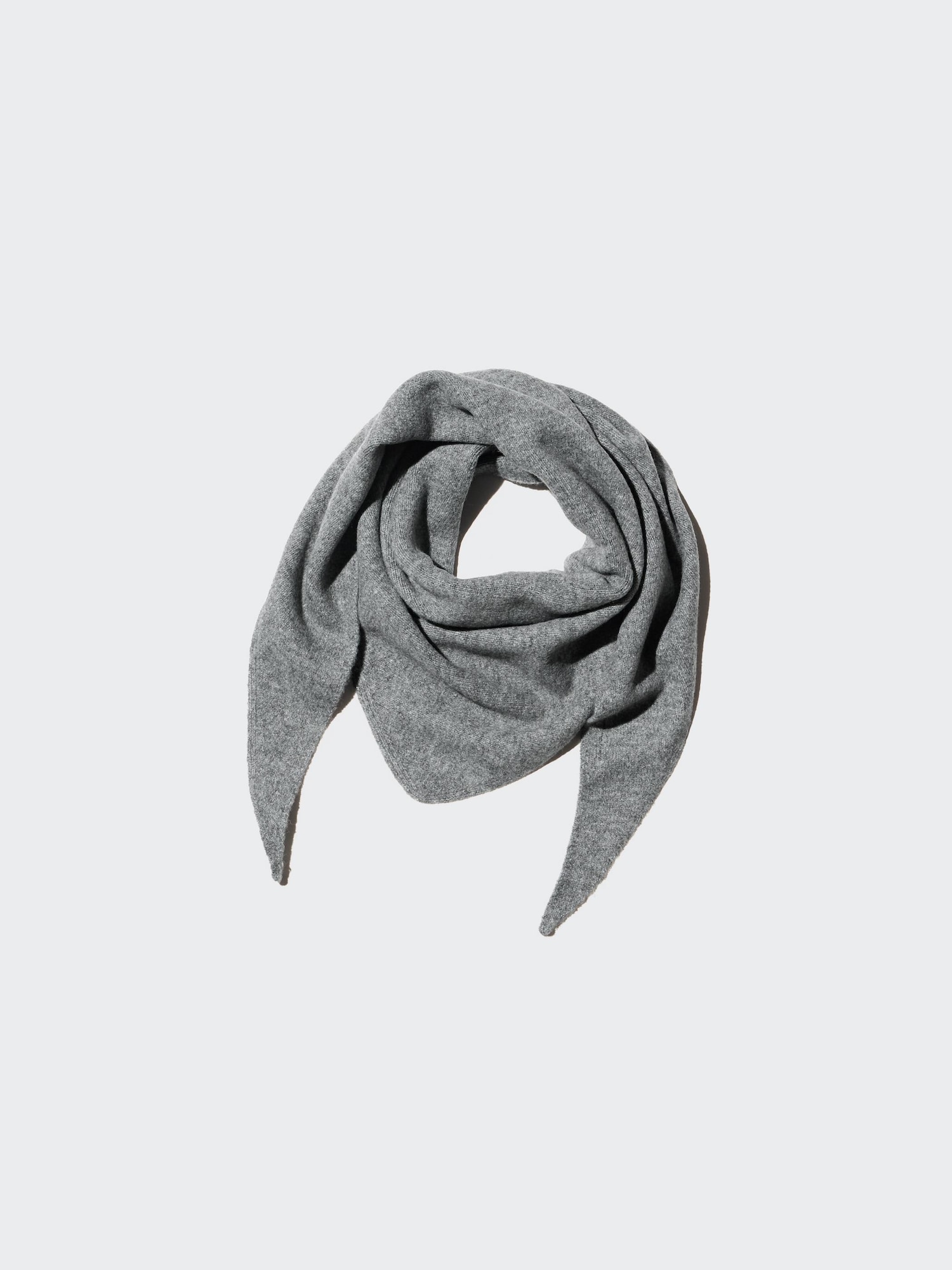 Треугольный шарф из суфле пряжи — UNIQLO