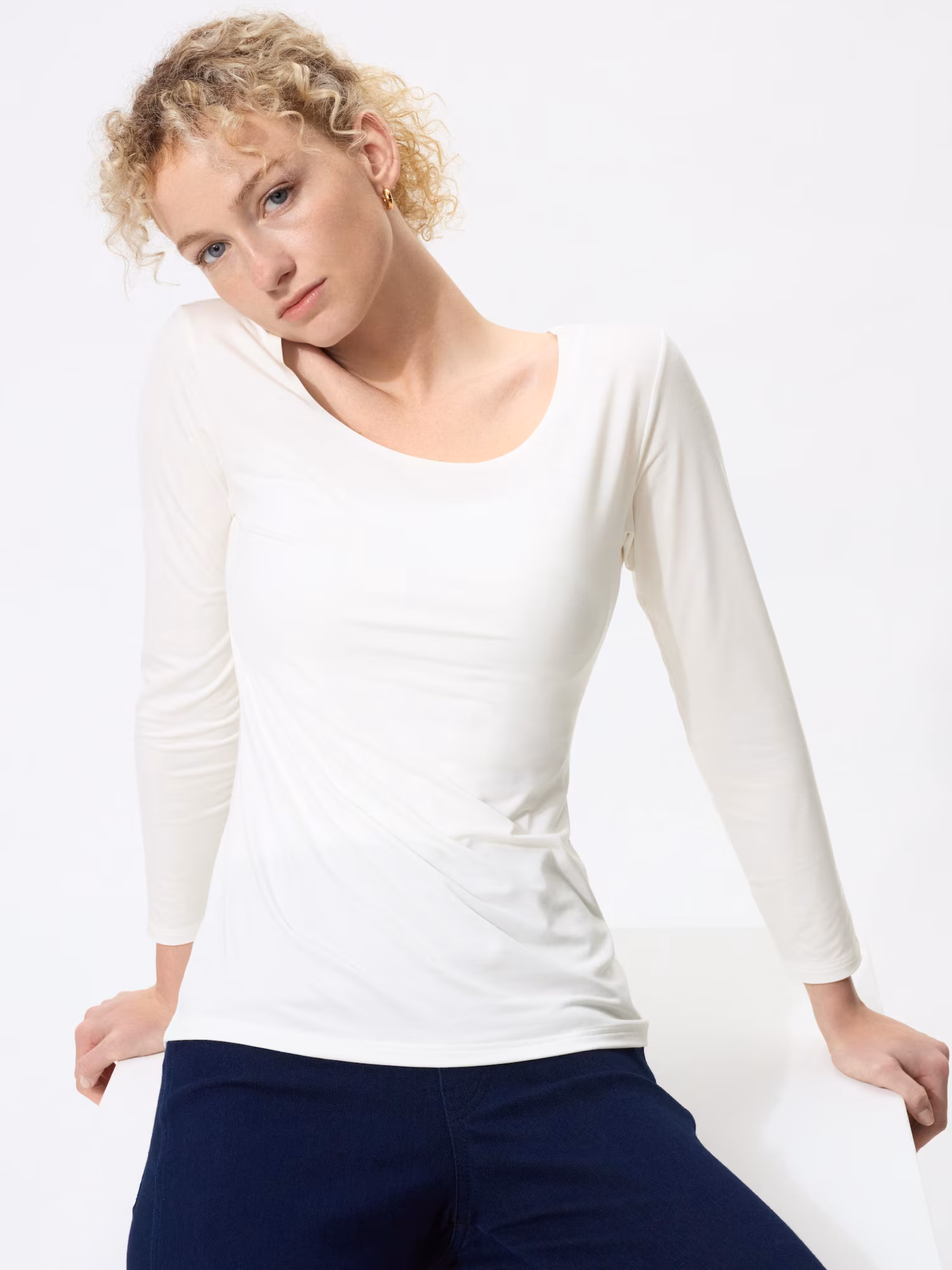 HEATTECH футболка с U-вырезом, рукав 7/8 — UNIQLO