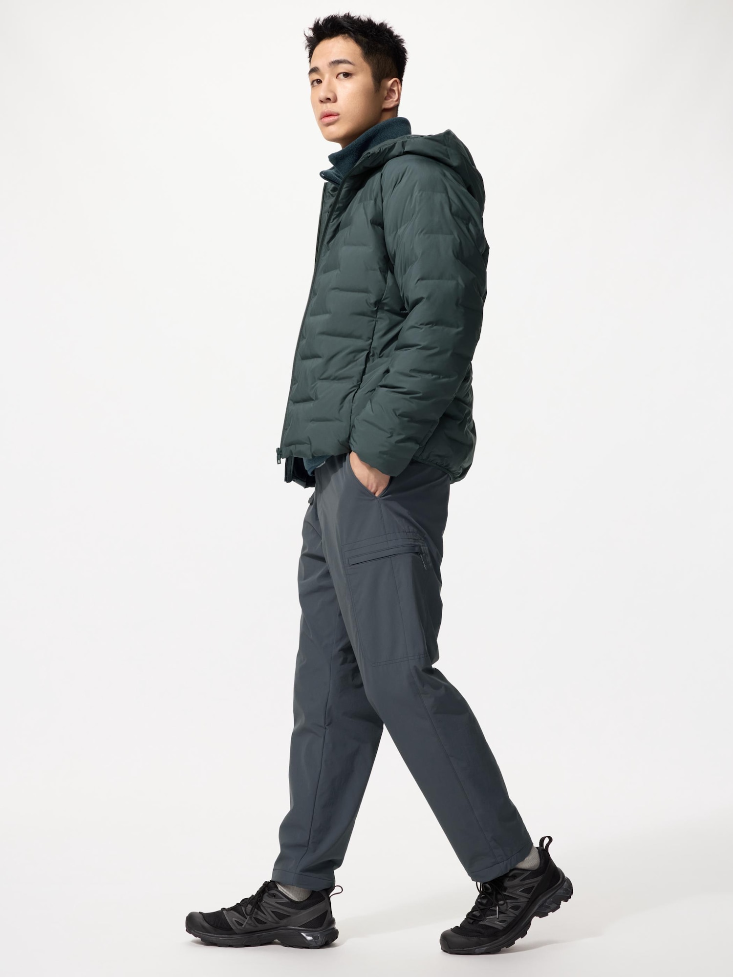 Утепленные легкие брюки укороченные — UNIQLO