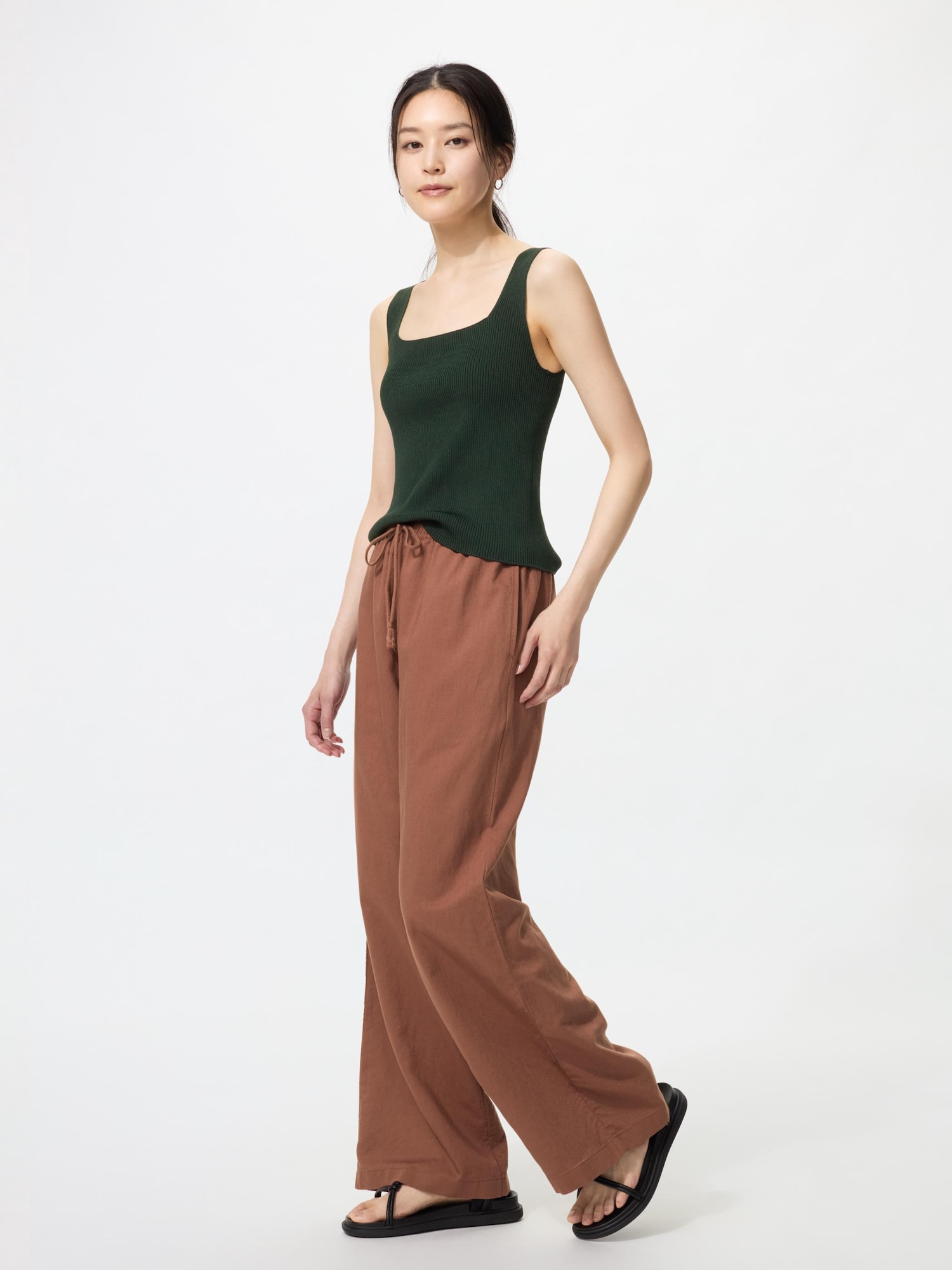 Брюки из льна свободного кроя — UNIQLO