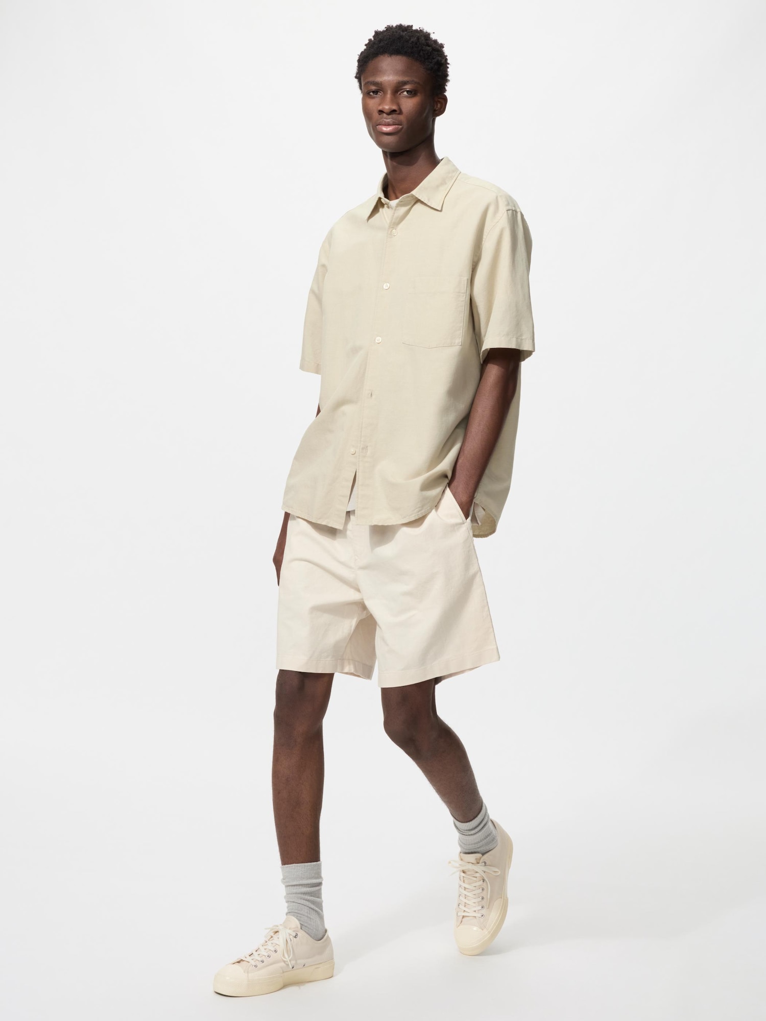 Шорты из льна свободного кроя — UNIQLO