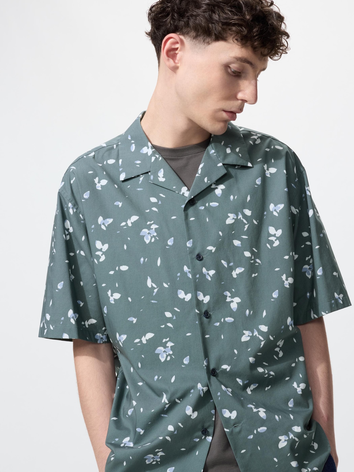 Рубашка с открытым воротником — UNIQLO