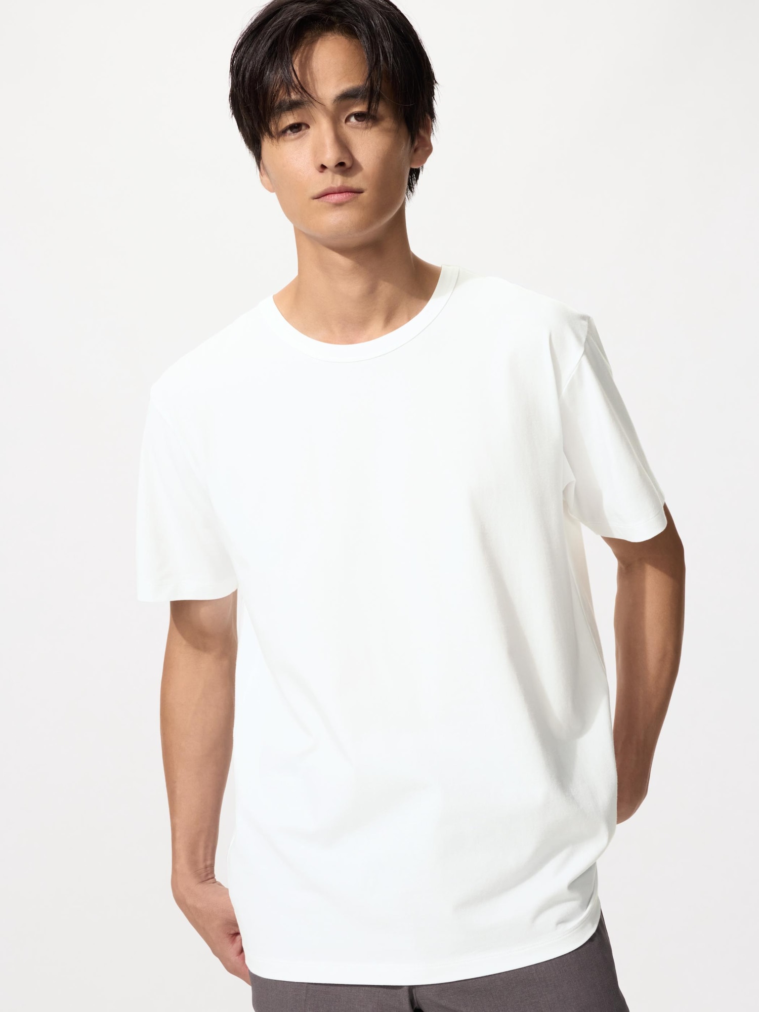 AIRism хлопковая футболка с круглым вырезом — UNIQLO