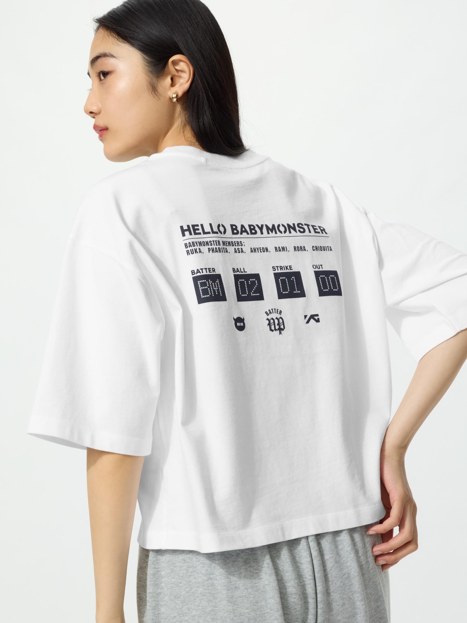 Футболка BABYMONSTER мешковатая — UNIQLO