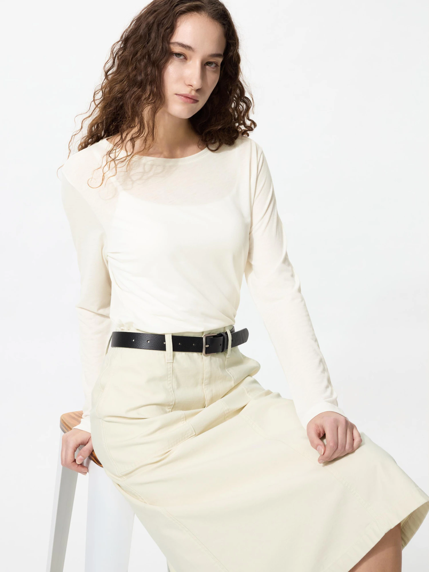 Прозрачная футболка — UNIQLO
