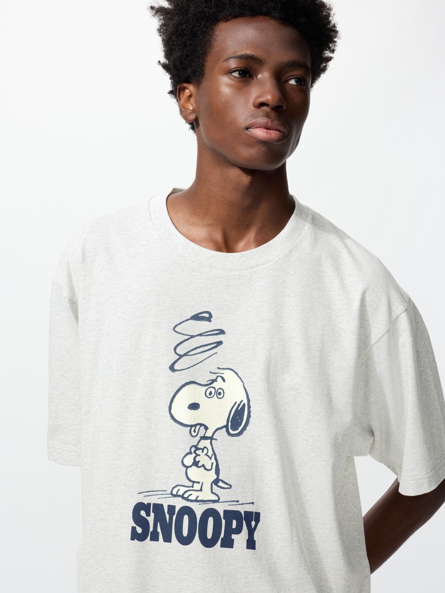 Арахис UT/релаксфит — UNIQLO