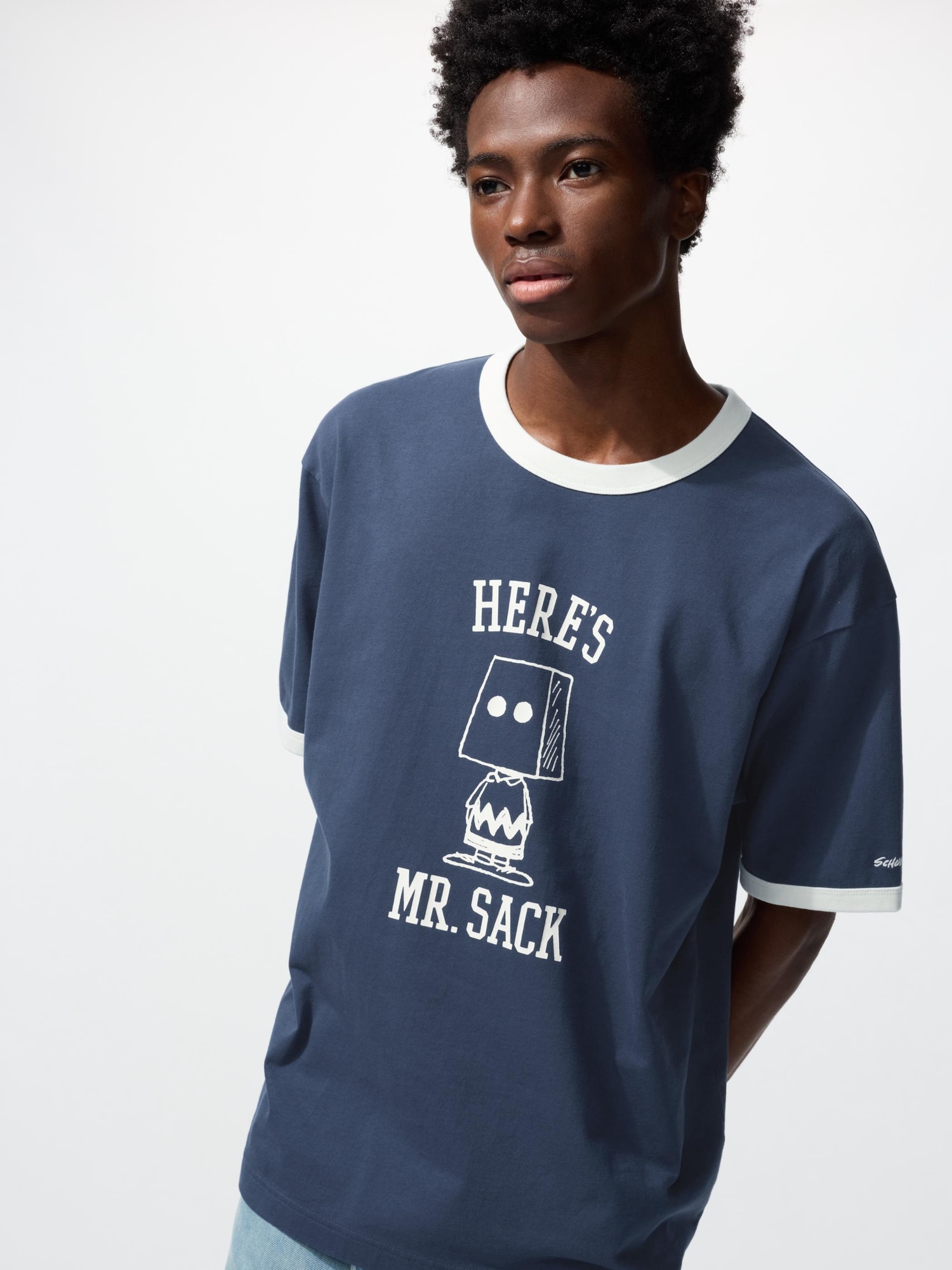 Арахис UT/релаксфит — UNIQLO