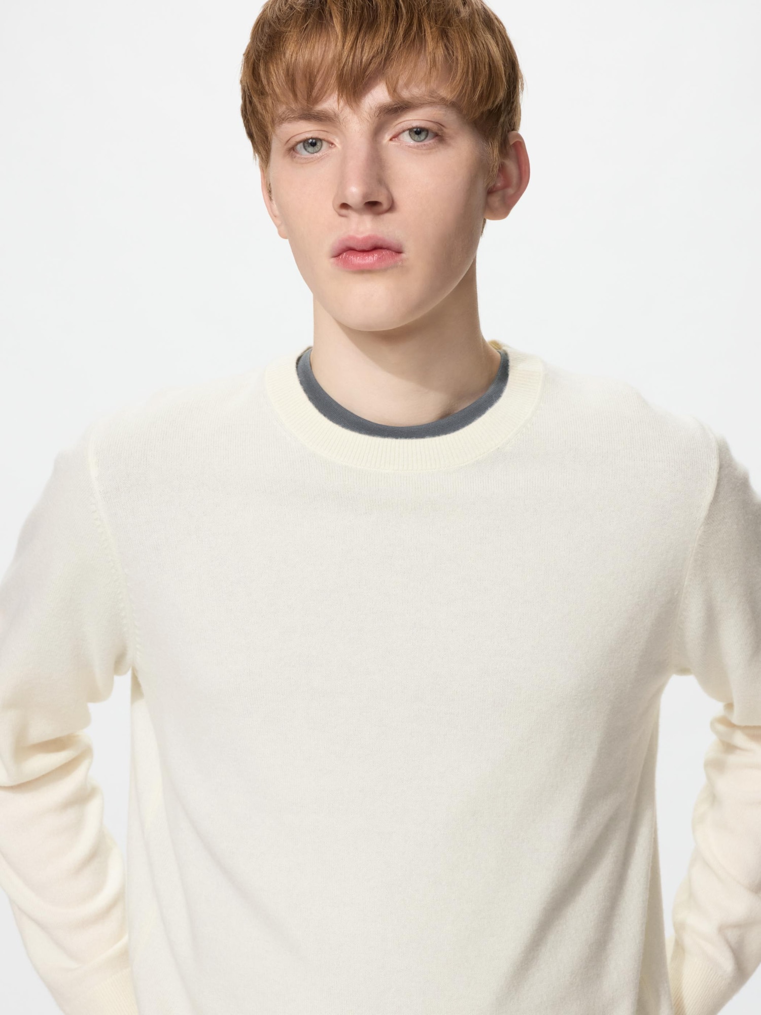 Кашемировый свитер с круглым вырезом — UNIQLO