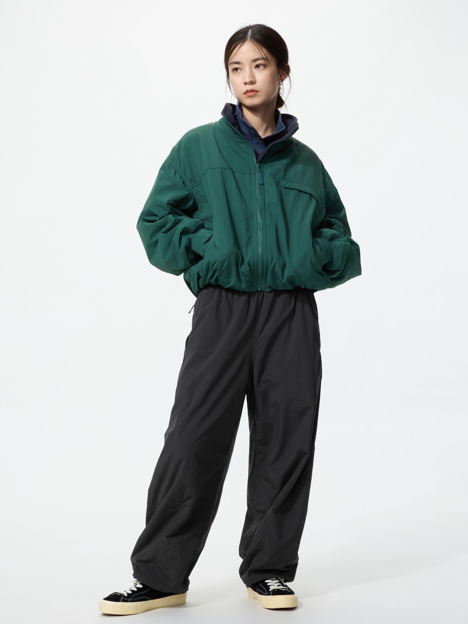 Утепленные легкие брюки укороченные — UNIQLO