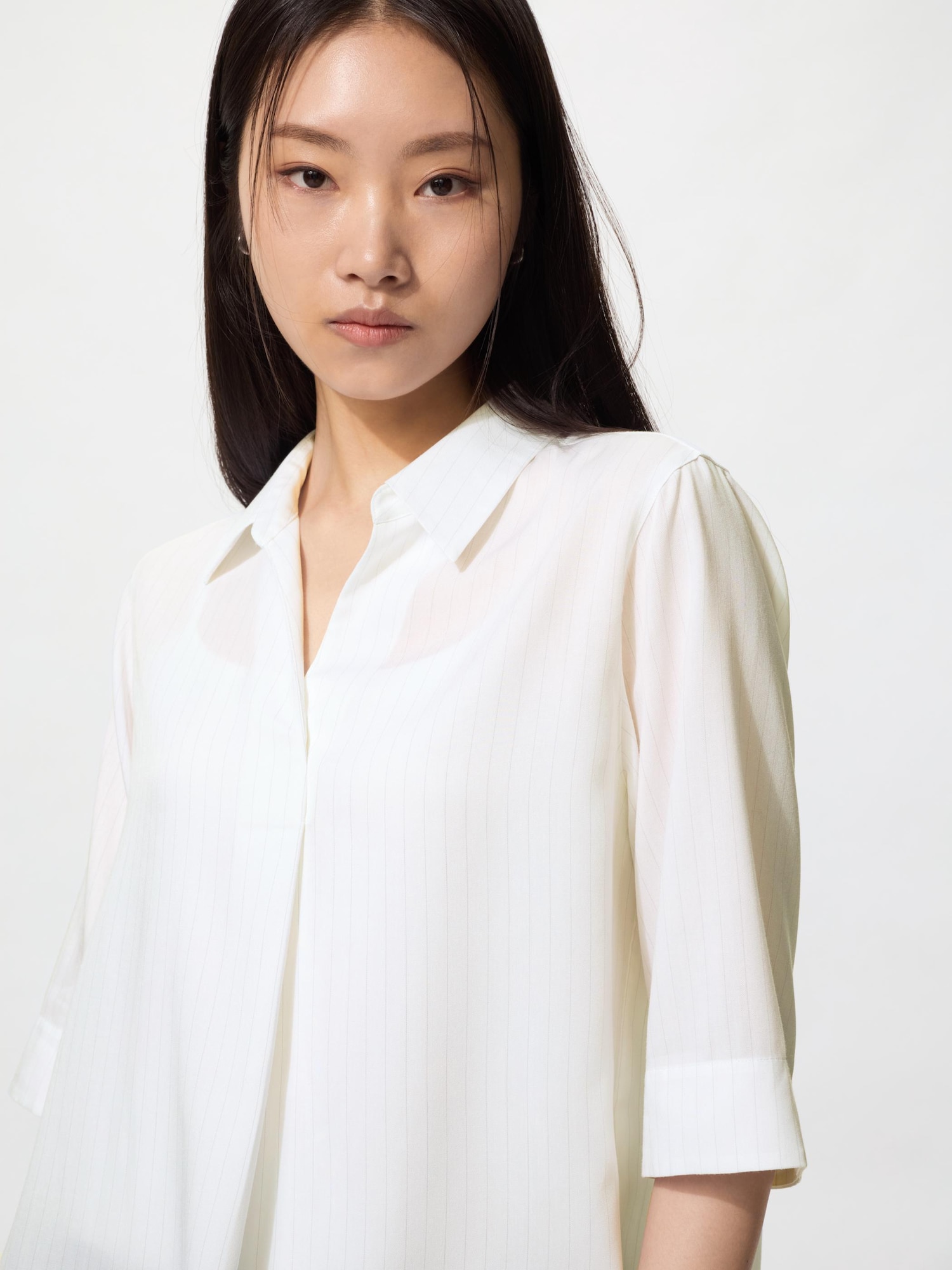 Блузка из вискозы в полоску со скиппер-воротником, рукав 3/4 — UNIQLO