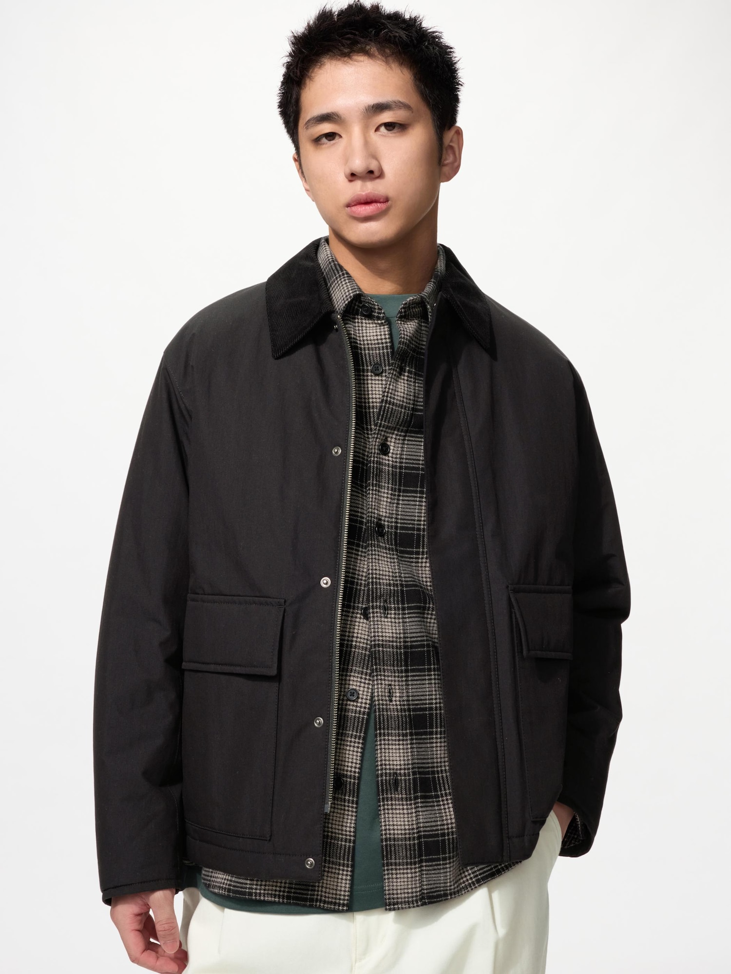Короткий стёганый бомбер — UNIQLO