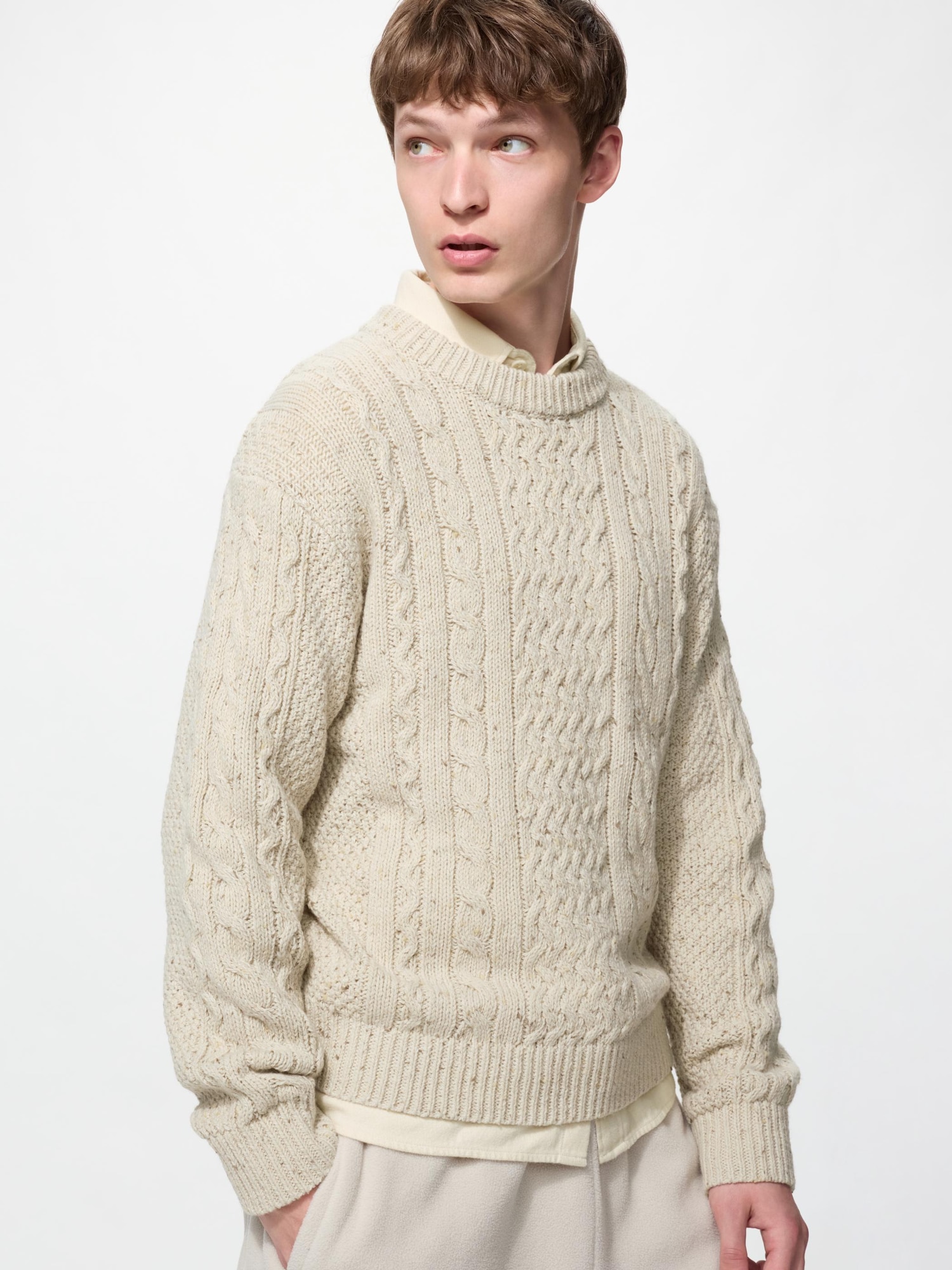 Свободный кабельный свитер — UNIQLO