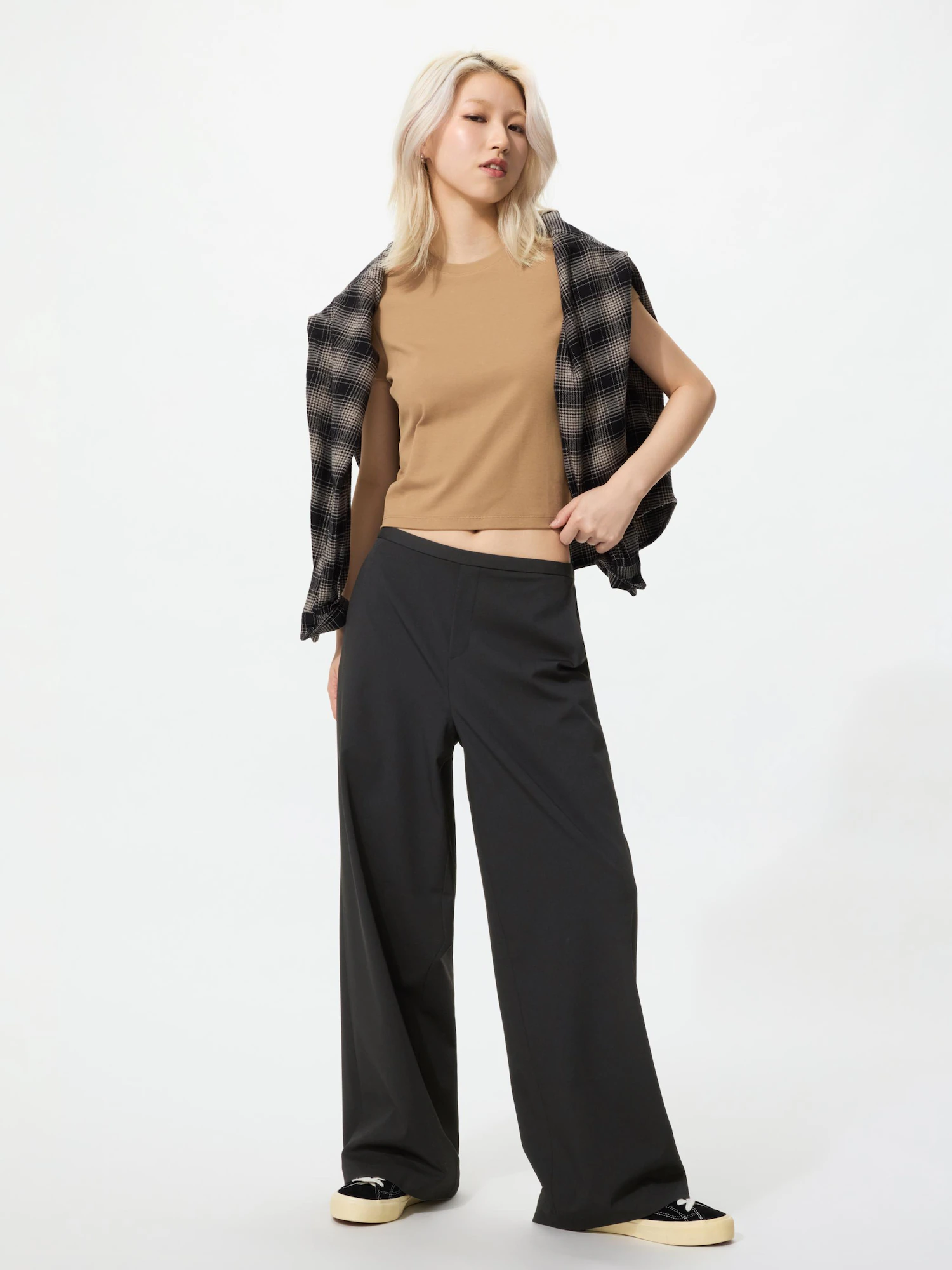 Умные легкие брюки — UNIQLO