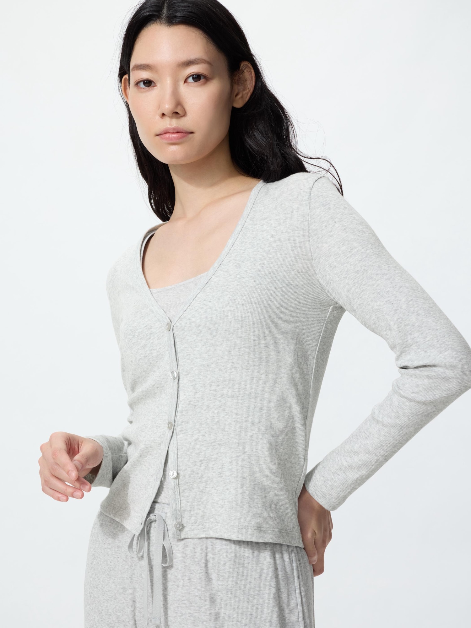 Рубчатый кардиган с V-образным вырезом — UNIQLO
