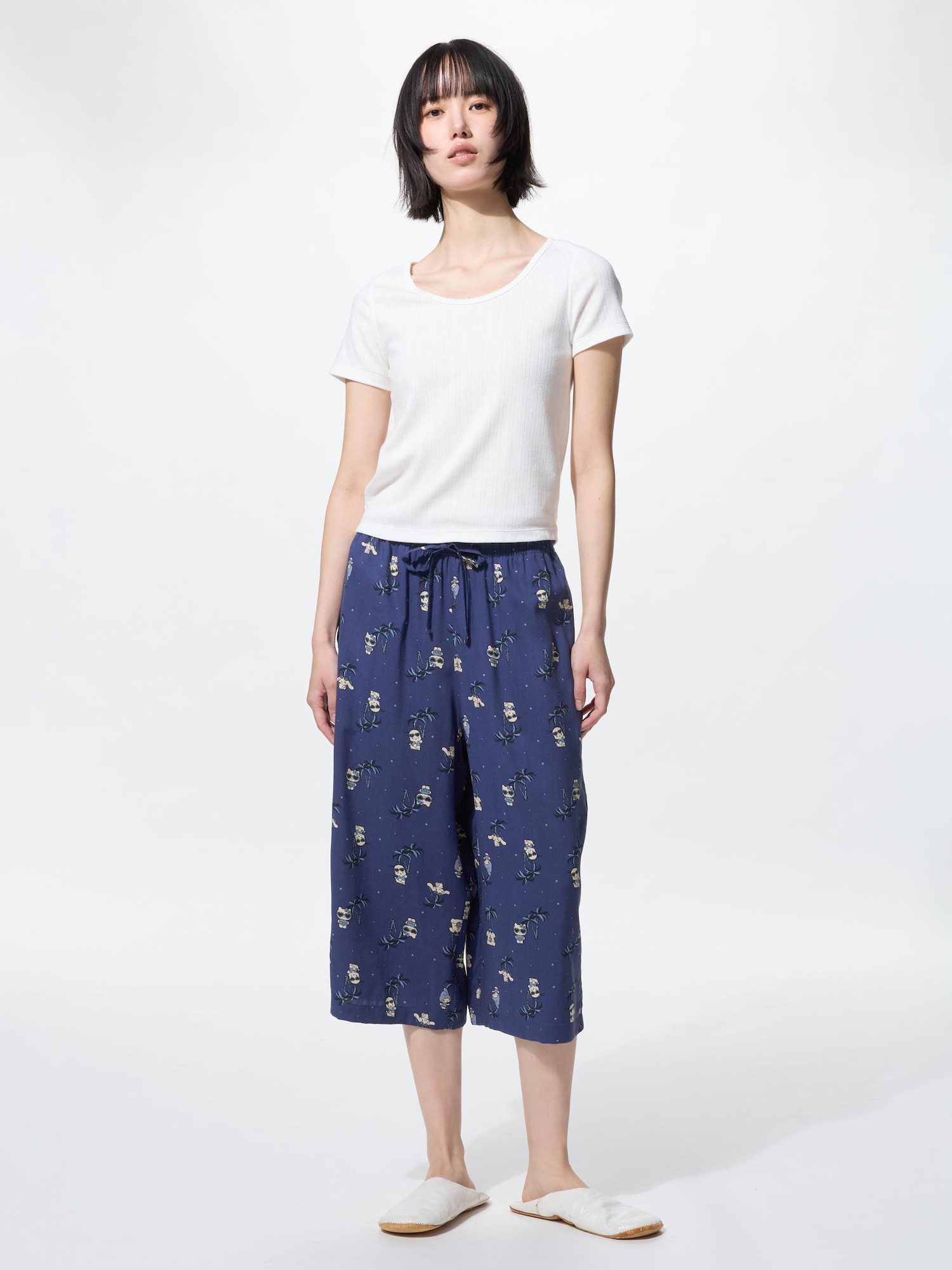 Rilakkuma слаксы Sanrio — UNIQLO