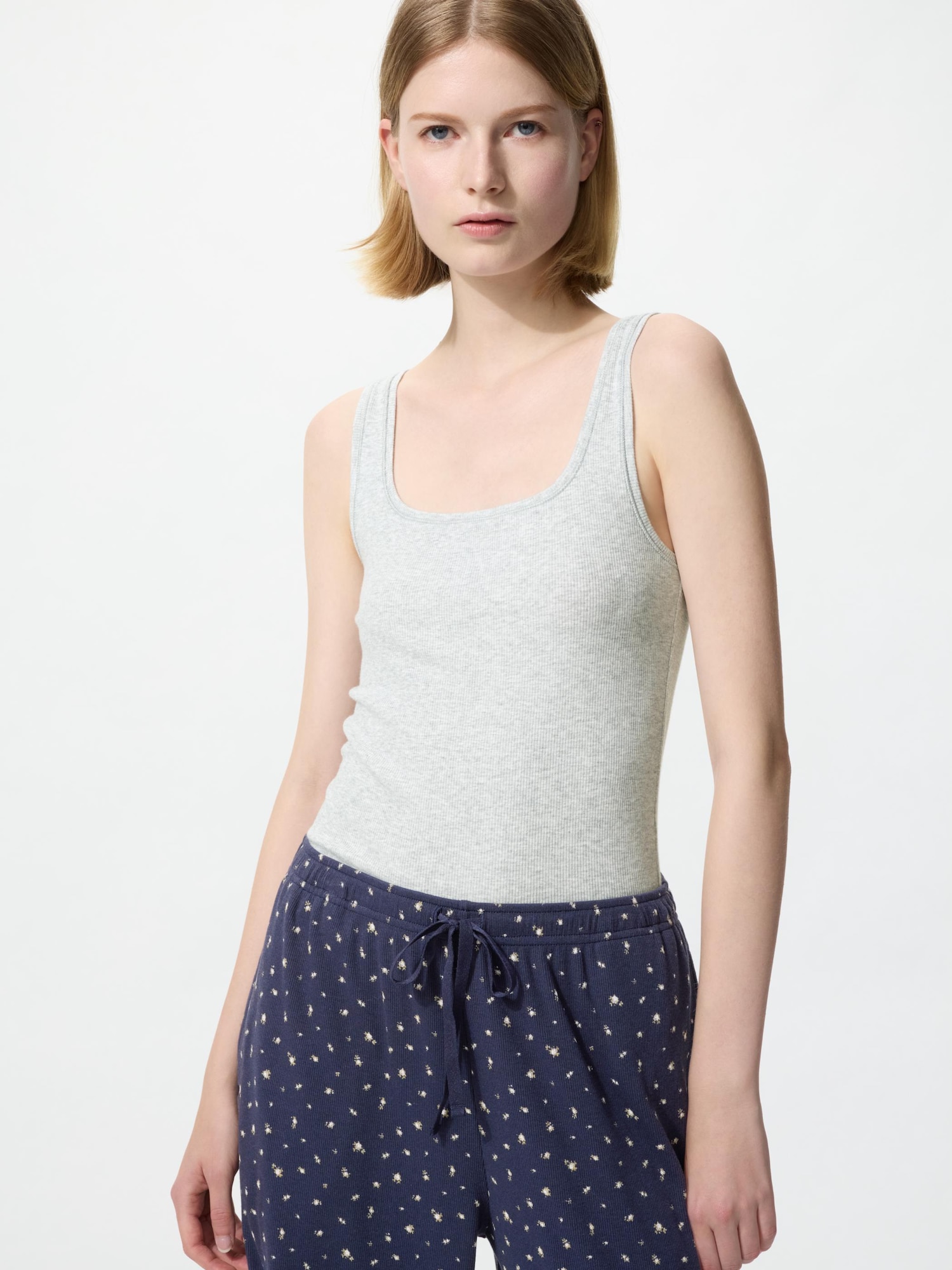 Укороченный топ с квадратным вырезом — UNIQLO