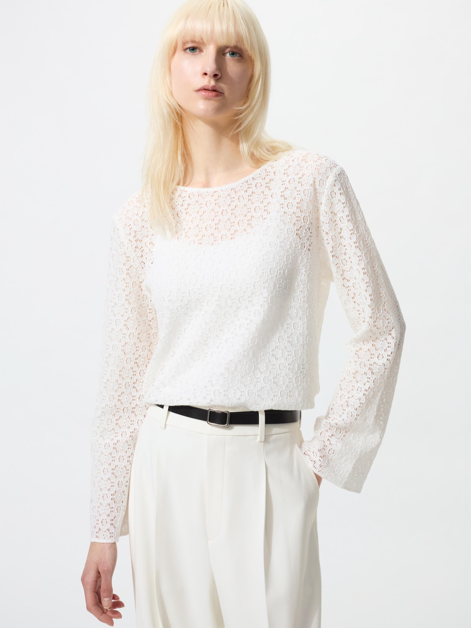 Кружевная блузка — UNIQLO