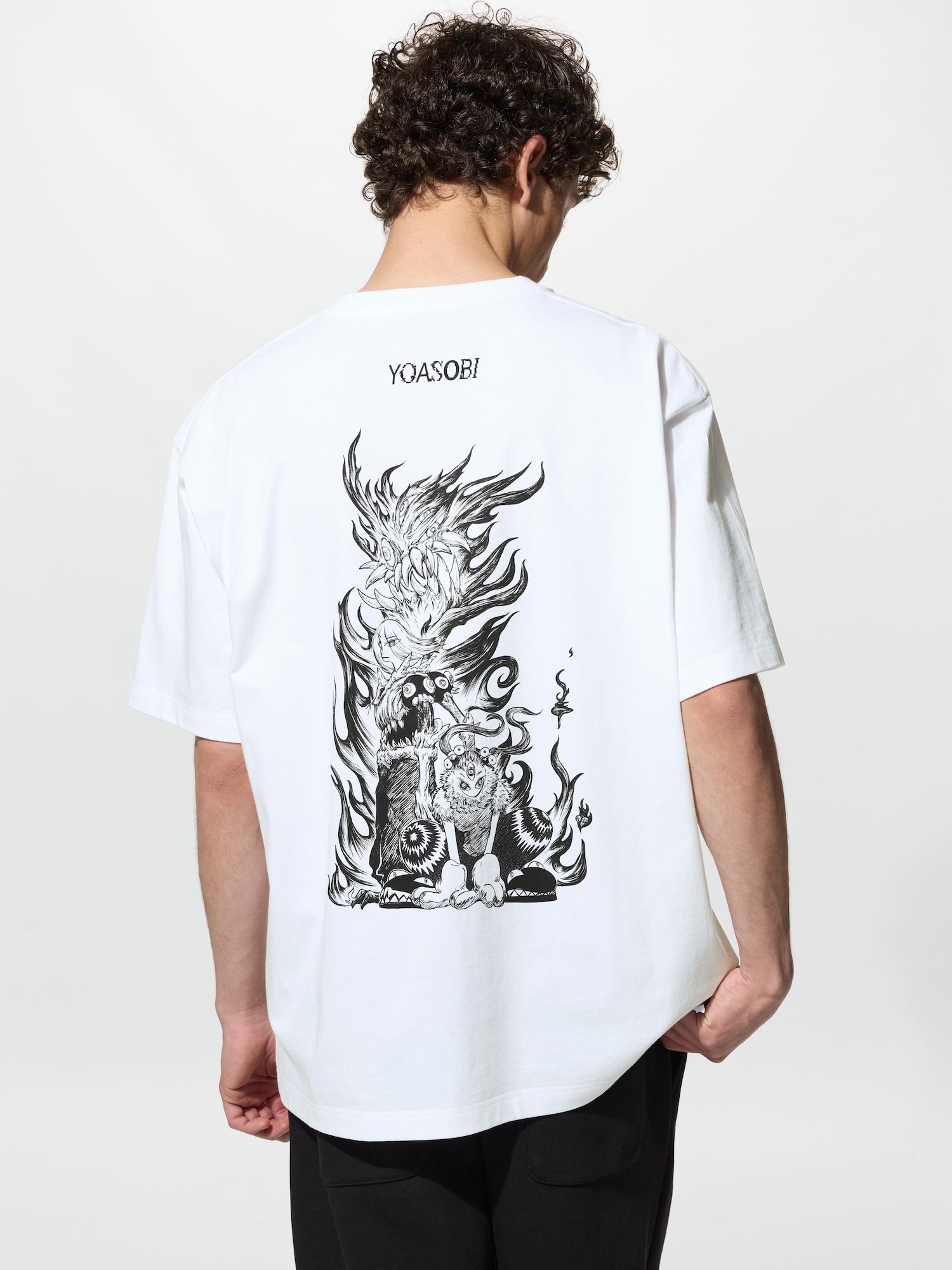 YOASOBI UT/расслабленный крой — UNIQLO