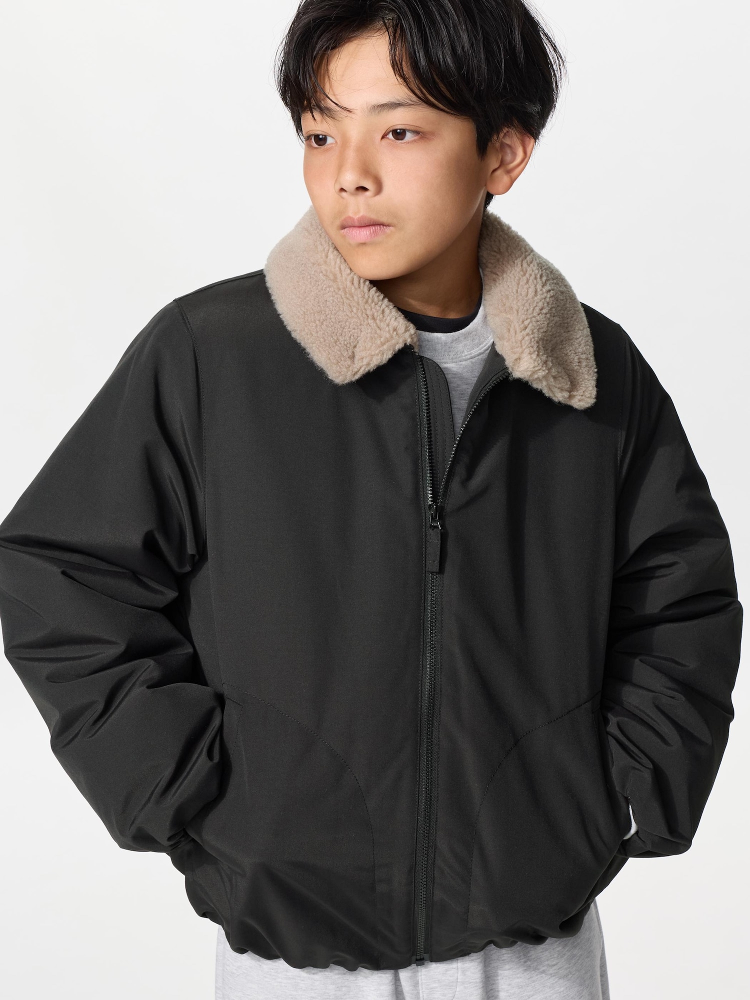 Стёганый бомбер — UNIQLO