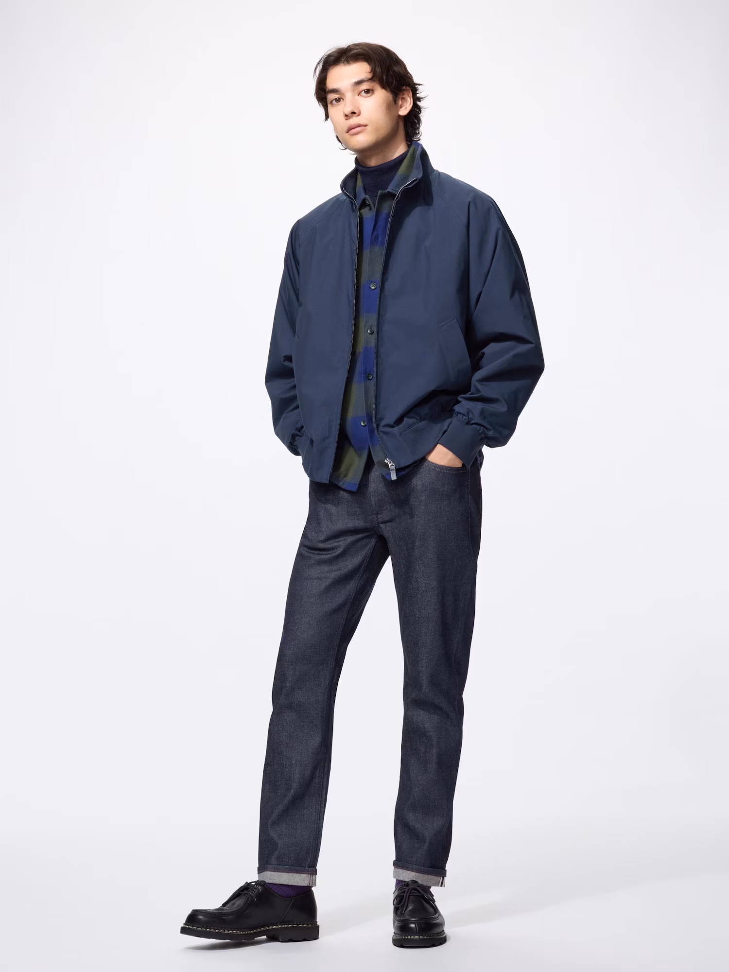 Узкие прямые джинсы/сельведж — UNIQLO