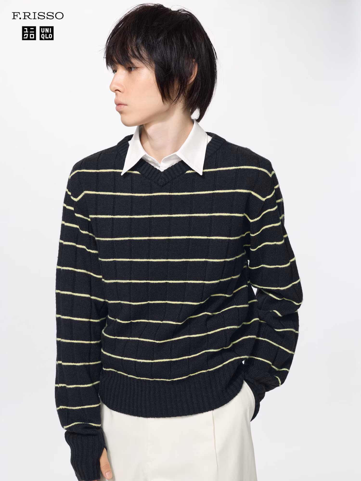 Свитер 3D с V-образным вырезом — UNIQLO